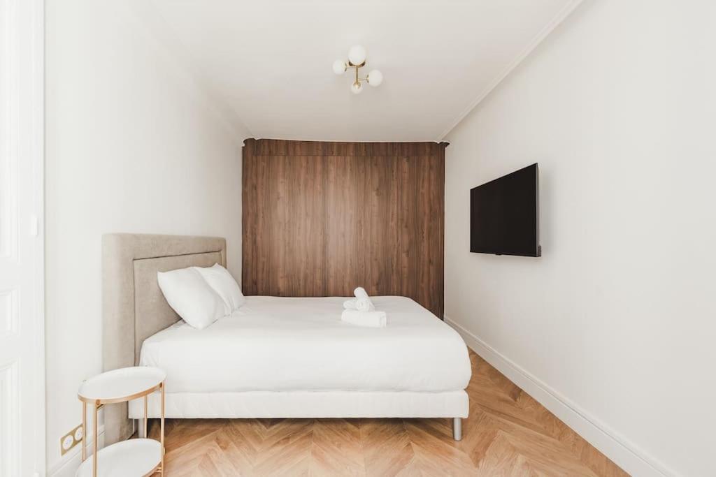 De Luxe 6p - Muette Trocadero